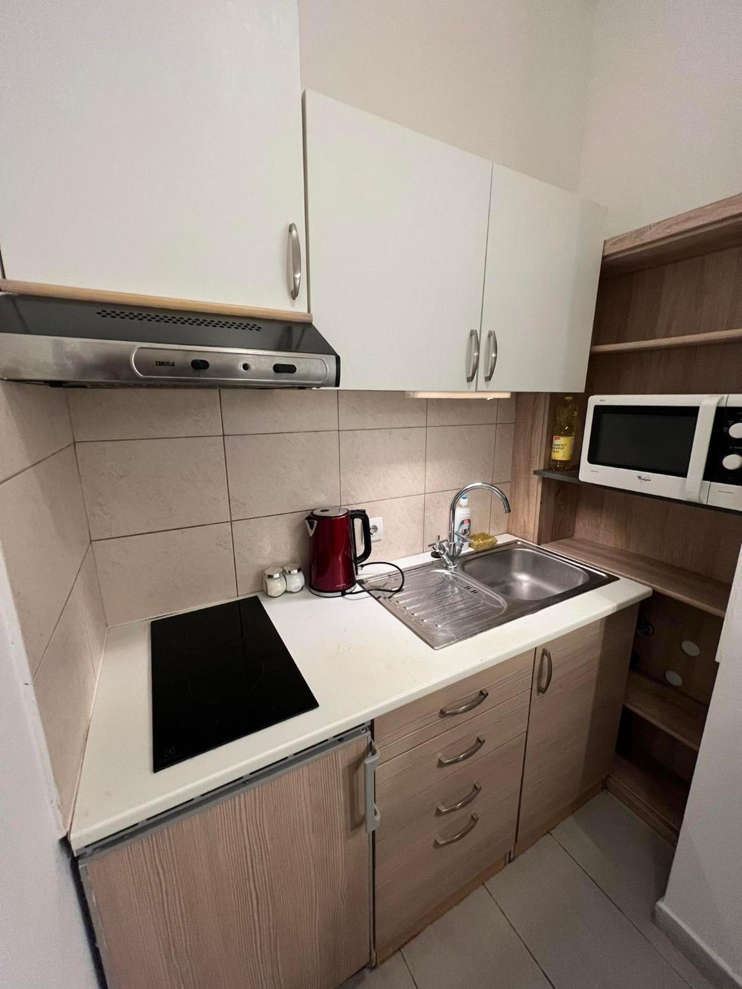Goldensun Apartment Budapest Exterior foto