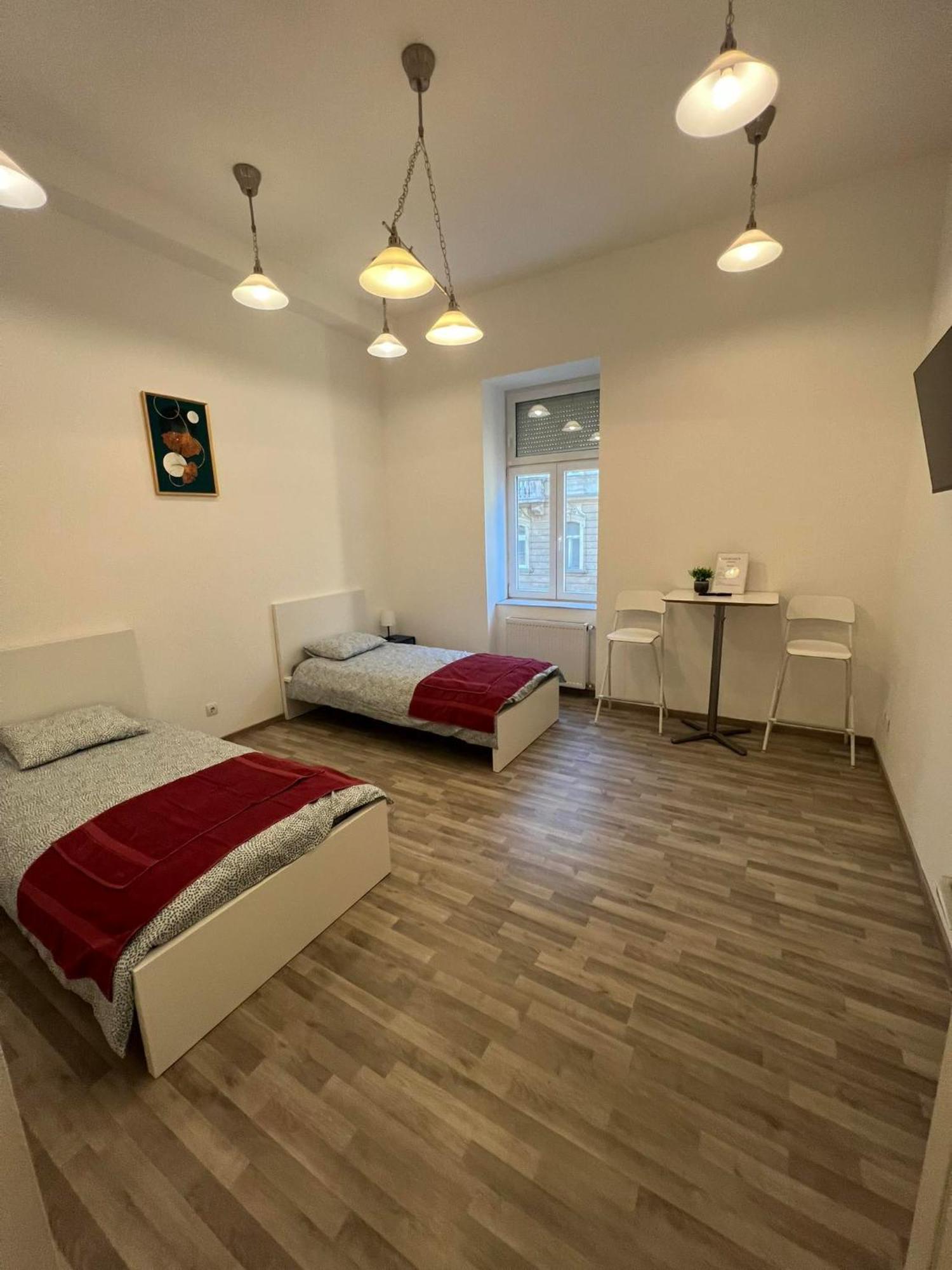 Goldensun Apartment Budapest Exterior foto